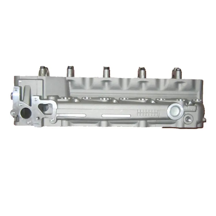 Culasse complète 4M40T 2.8TD